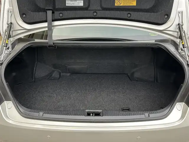 トヨタ クラウン ハイブリッド ロイヤルサルーンG 香川県 2014(平26)年 12.2万km プレシャスシルバー 純正HDDナビ/【Bluetooth/CD/DVD/フルセグ】/全方位カメラ/レーダークルーズコントロール/前席シートヒーター/ハンドルヒーター/ドライブレコーダー/17インチアルミ