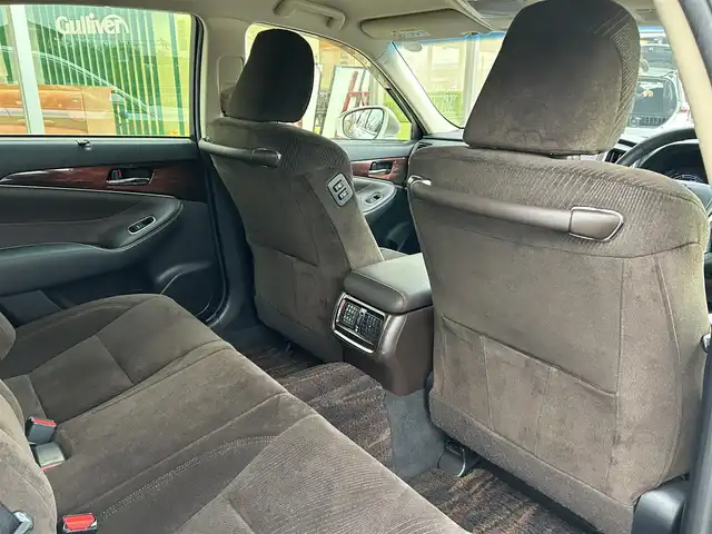 トヨタ クラウン ハイブリッド ロイヤルサルーンG 香川県 2014(平26)年 12.2万km プレシャスシルバー 純正HDDナビ/【Bluetooth/CD/DVD/フルセグ】/全方位カメラ/レーダークルーズコントロール/前席シートヒーター/ハンドルヒーター/ドライブレコーダー/17インチアルミ