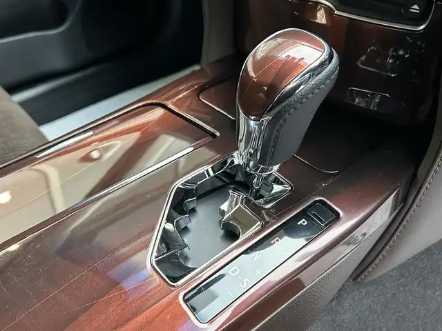 トヨタ クラウン ハイブリッド ロイヤルサルーンG 香川県 2014(平26)年 12.2万km プレシャスシルバー 純正HDDナビ/【Bluetooth/CD/DVD/フルセグ】/全方位カメラ/レーダークルーズコントロール/前席シートヒーター/ハンドルヒーター/ドライブレコーダー/17インチアルミ