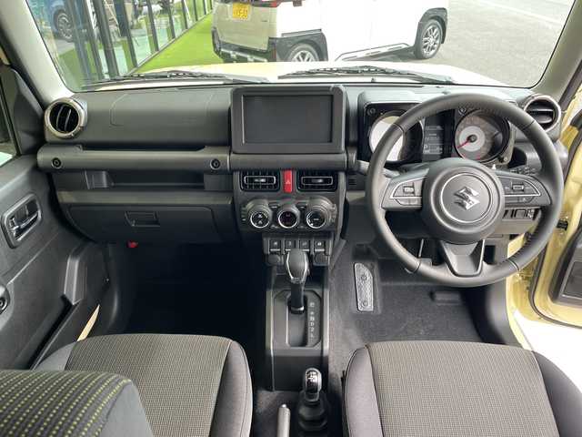 スズキ ジムニー ノマド FC 愛知県 2025(令7)年 0.1千km ベージュ 登録済未使用車/レーダークルーズコントロール/シートヒーター/コーナーセンサー/純正アルミホイール/LEDヘッドライト/オートマチックハイビーム/衝突軽減システム/ステアリングスイッチ/スマートキー/プッシュスタート