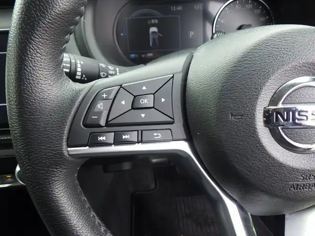 日産 キックス X 千葉県 2020(令2)年 4.8万km ブリリアントホワイトパール/ピュアブラック 2トーン エマージェンシーブレーキ/プロパイロット/インテリジェントルームミラー/純正SDナビ/地デジTV/【DVD/CD再生機能】/バックカメラ/ドライブレコーダー/ETC/LEDヘッドライト/フォグライト/ウインカーミラー/コーナーセンサー/純正17インチアルミホイル/サイド/カーテンエアバッグ/インテリジェントキー