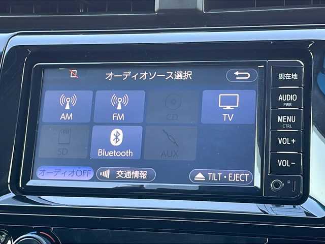 トヨタ カムリ WS 山口県 2018(平30)年 3.6万km プラチナホワイトパールマイカ 純正ナビ【NSCD-W66】/・AM/FM/CD/AUX/・Bluetooth/・ワンセグテレビ/バックカメラ/ETC/ドライブレコーダー/パドルシフト/トヨタセーフティセンス/・プリクラッシュセーフティ/・レーントレーシングアシスト/・レーダークルーズコントロール/・オートマチックハイビーム/・ロードサインアシスト/・ブラインドスポットモニター/・クリアランスソナー/D席パワーシート/純正LEDヘッドライト/純正フロアマット/純正18インチAW