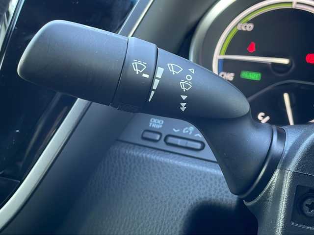 トヨタ カムリ WS 山口県 2018(平30)年 3.6万km プラチナホワイトパールマイカ 純正ナビ【NSCD-W66】/・AM/FM/CD/AUX/・Bluetooth/・ワンセグテレビ/バックカメラ/ETC/ドライブレコーダー/パドルシフト/トヨタセーフティセンス/・プリクラッシュセーフティ/・レーントレーシングアシスト/・レーダークルーズコントロール/・オートマチックハイビーム/・ロードサインアシスト/・ブラインドスポットモニター/・クリアランスソナー/D席パワーシート/純正LEDヘッドライト/純正フロアマット/純正18インチAW