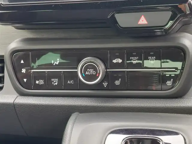 ホンダ Ｎ ＯＮＥ RS 東京都 2024(令6)年 1.1万km パールⅡ ワンオーナー/純正８型ディスプレイオーディオ/【BT/ipod/USB/FM/AM/HDMI】/・Apple CarPlay/Android Auto/アダプティブクルーズコントロール/バックカメラ/ビルトインETC/ドライブレコーダー/シートヒーター/衝突軽減ブレーキ/車線維持支援システム(LKAS)/電子パーキング/パドルシフト/純正15インチAW/LEDヘッドライト/フォグランプ/オートライト/USBポート/プッシュスタート/スマートキー/スペアキー×１