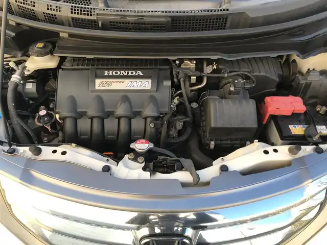 ホンダ フリード ハイブリット 栃木県 2012(平24)年 7万km プレミアムホワイトパール 株)IDOMが運営する【じしゃロン小山店】の自社ローン専用車両になります。こちらは現金またはオートローンご利用時の価格です。自社ローンご希望の方は別途その旨お申付け下さい//禁煙車/純正フルセグナビ/（CD/DVD/AM/FMラジオ）/(Bluetooth)/リモコンキー/ＥＴＣ/片側パワースライドドア/電動格納ドアミラー/パワーウインドウ/防眩ミラー