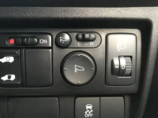 ホンダ フリード ハイブリット 栃木県 2012(平24)年 7万km プレミアムホワイトパール 株)IDOMが運営する【じしゃロン小山店】の自社ローン専用車両になります。こちらは現金またはオートローンご利用時の価格です。自社ローンご希望の方は別途その旨お申付け下さい//禁煙車/純正フルセグナビ/（CD/DVD/AM/FMラジオ）/(Bluetooth)/リモコンキー/ＥＴＣ/片側パワースライドドア/電動格納ドアミラー/パワーウインドウ/防眩ミラー