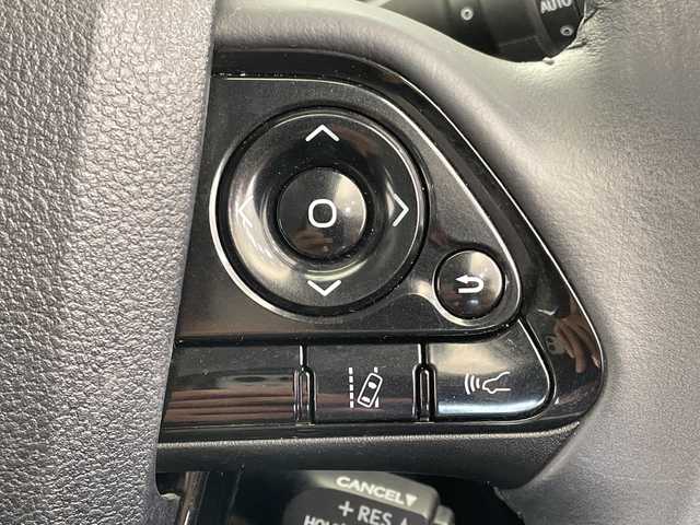 トヨタ プリウス A プレミアム 栃木県 2019(令1)年 2.3万km スティールブロンドM 純正ナビ/（CD/Bluetooth/USB/ワンセグTV）/バックカメラ/社外フルエアロ/トヨタセーフティセンス/クリアランスソナー/ブラインドスポットモニター/リヤクロストラフィックオートアラート/ヘッドアップディスプレイ/ビルトインETC/前後ドライブレコーダー/合皮シート/パワーシート/シートエアコン/シートヒーター/LEDヘッドライト/LEDフォグ/LEDデイライト/スマートキー/プッシュスタート/ステアリングスイッチ/革巻きステアリング/電動格納ミラー/純正アルミホイール/純正フロアマット