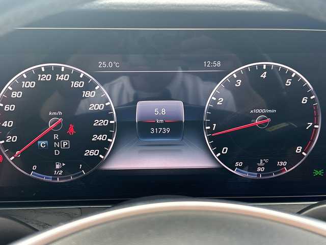 メルセデス・ベンツ Ｅ２００ カブリオレ スポーツ 沖縄県 2018(平30)年 3.2万km 黒 ワンオーナー/メーカーオプショナビ/レザーシート/全方位カメラ/シートヒーター/エアシート/ブルメスタースピーカー/純正ドライブレコーダー/ビルトインＥＴＣ/スマートキー/ＬＥＤヘッドライト/パドルシフト