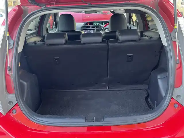 トヨタ アクア G ブラックソフトレザーセレ 静岡県 2013(平25)年 7.6万km スーパーレッドⅤ ワンオーナー/純正ナビ/フルセグTV/DVD/CD/BT/SD/バックカメラ/黒革シート/前席シートヒーター/バックソナー/LEDライト/ETC/ステアリングスイッチ/保証書/取扱説明書/ナビ取扱説明書/H28/29/R1/3点検記録簿有