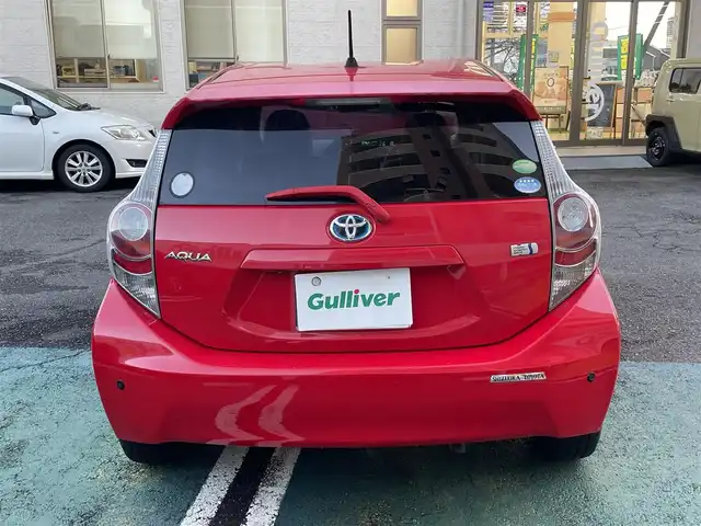 トヨタ アクア G ブラックソフトレザーセレ 静岡県 2013(平25)年 7.6万km スーパーレッドⅤ ワンオーナー/純正ナビ/フルセグTV/DVD/CD/BT/SD/バックカメラ/黒革シート/前席シートヒーター/バックソナー/LEDライト/ETC/ステアリングスイッチ/保証書/取扱説明書/ナビ取扱説明書/H28/29/R1/3点検記録簿有