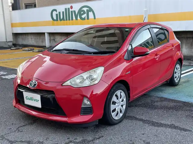 トヨタ アクア G ブラックソフトレザーセレ 静岡県 2013(平25)年 7.6万km スーパーレッドⅤ ワンオーナー/純正ナビ/フルセグTV/DVD/CD/BT/SD/バックカメラ/黒革シート/前席シートヒーター/バックソナー/LEDライト/ETC/ステアリングスイッチ/保証書/取扱説明書/ナビ取扱説明書/H28/29/R1/3点検記録簿有