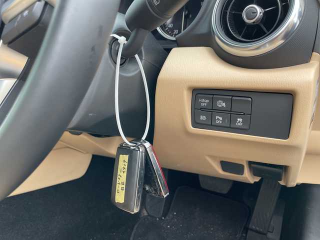 マツダ ロードスター S レザーパッケージ Vセレクション 新潟県 2024(令6)年 1万km スノーフレイクホワイトパールマイカ ワンオーナー/i-ACTIVSENSE/純正ナビ/フルセグ＆ＢＴ/バックモニター/レザーシート/シートヒーター/アルパインミラー型ドラレコ/スマートキー/スペアキー/ＬＥＤ/ＥＴＣ/社外１６インチアルミ/保証書＆整備手帳