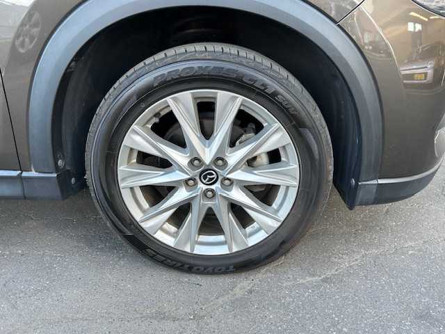 マツダ ＣＸ－８ XD プロアクティブ 道東・釧路十勝 2018(平30)年 5.3万km チタニウムフラッシュマイカ 4WD/7人乗り/純正メモリーナビ/  (DVD/CD/フルセグTV/Bluetooth)/全方位カメラ/スマートシティブレーキサポート(SBS)/リアパーキングセンサー/レーダークルーズコントロール/アダプティブLEDヘッドライト(ALH)/ハイビームコントロールシステム(HBC)/レーンキープアシストシステム(LAS)/車線逸脱警報システム(LDWS)/ブラインドスポットモニタリング(BSM)/ドライバーアテンションアラート(DAA)/交通標識認識システム(TRS)/360°ビューモニター/フロントパーキングセンサー/LEDヘッドライト/リアフォグライト/フロントワイパーデアイサー/ウィンカーミラー/電動格納ミラー/ミラーヒーター/パワーシート(運転席メモリー機能付き)/シートヒーター(1/2列目)/USBソケット/アイドリングストップ/電動パーキングブレーキ(オートホールド機能付き)/スマートキー/エンジンプッシュスタート/スペアキー/取扱説明書/保証書/純正19インチアルミホイール