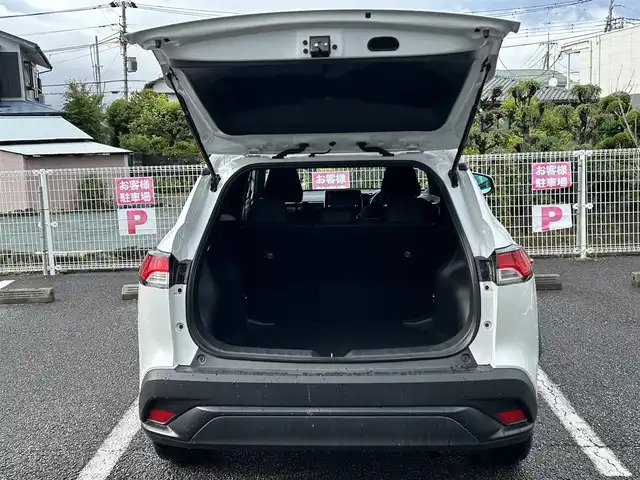 トヨタ カローラ クロス G 静岡県 2022(令4)年 2.6万km パール ~JBLサウンド~/ユーザー買取車両/ワンオーナー/純正ディスプレイオーディオ/純正LEDヘッドライト/純正LEDフォグランプ/プリクラッシュセーフティシステム/レーダークルーズコントロール/ドライブレコーダー/バックカメラ/コーナーセンサー/オートホールド/ビルトインETC/横すべり防止/プッシュスタート/Bluetooth/オートマハイビーム/USB端子/新車時保証書/取扱説明書/スペアキー×1