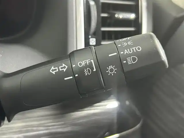 ホンダ オデッセイ ハイブリッド アブソルートセンシングアドバンP 大阪府 2016(平28)年 1.7万km スーパープラチナメタリック 純正ナビ(フルセグ/DVD再生/Bluetooth) 360カメラ ETC 両側パワースライドドア ハーフレザー パワーシート 衝突軽減 レーダークルコン レーンアシスト オートライト HDMI