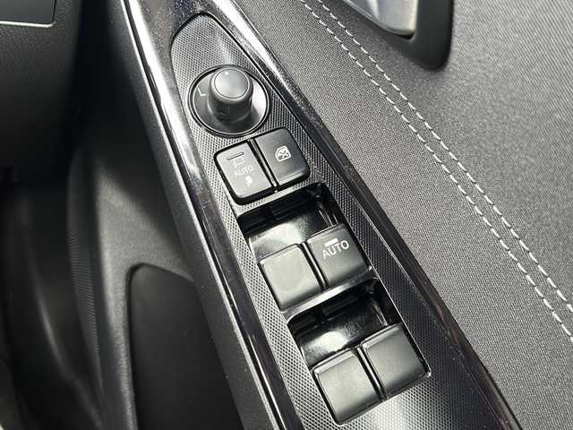 マツダ デミオ 15Sツーリング 静岡県 2019(平31)年 3.4万km ジェットブラックマイカ 純正ナビ/・AM/FM/・Stitcher/・aha/・Bluetooth/・USB/・CD/・AUX/・DVD/・フルセグTV/主要装備/・全方位カメラ/・ヘッドアップディスプレイ/・ドライブレコーダー/・ビルトインＥＴＣ/・コーナーセンサー/・ＢＳＭ/・ＬＥＤヘッドライト/・車線逸脱警報/・スマートシティブレーキサポート/・アイドリングストップ/・レーンキープアシスト/・シートヒーター/・サイドカーテンエアバッグ