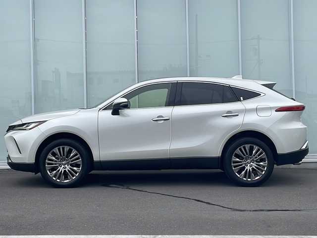 トヨタ ハリアー ハイブリッド Z レザーパッケージ 神奈川県 2021(令3)年 2.5万km ホワイトパールクリスタルシャイン 純正12インチナビ/全周囲カメラ/バックカメラ/パノマルルーフ/レーザーシート/パワーシート/メモリーシート/シートヒーター/エアーシート/ハンドルヒーター/ETC2.0/デジタルインナーミラー/パワーバックドア/純正アルミホイール