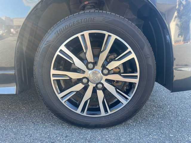 スバル シフォン カスタムR リミテッド スマートアシスト 福島県 2017(平29)年 9万km ブラックマイカメタリック (株)IDOMが運営する【じしゃロンいわき店】の自社ローン対象車両になります。こちらは現金ご利用時の価格です。自社ローンご希望の方は別途その旨お申付け下さい。//登録時89735km/LEDヘッドライト/純正フォグ/純正アルミ14インチ/パワースライドドア/社外ナビ・TV/　CD/DVD/BT/フルセグ/バックカメラ/オートリトラクタルミラー/ミラーウィンカー/純正フロアマット/ドアバイザー/ETC/ドラレコ