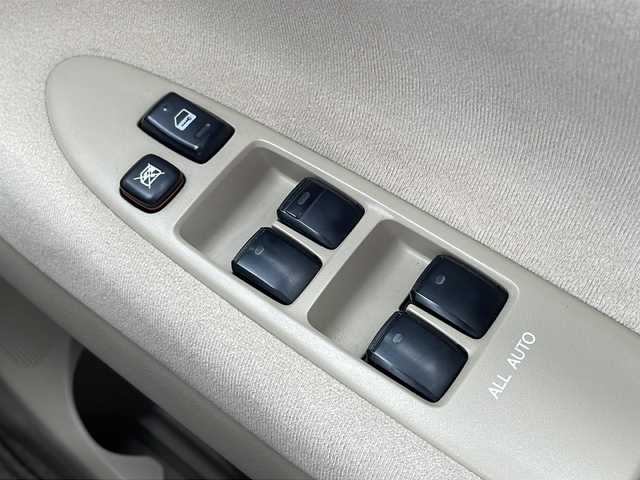 トヨタ イプサム 240i アルカンターラ 宮城県 2004(平16)年 13.7万km ホワイトパールマイカ ・4WDパートタイム・カロッツェリアSDナビ（CD.DVD.SD.BT）・フルセグTV・ETC・社外LEDヘッドライト・フォグランプ・オートエアコン・リモコンキー・純正16インチアルミホイール・純正フロアマット