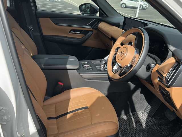 マツダ ＣＸ－６０ XD HV プレミアムスポーツ 鹿児島県 2022(令4)年 0.6万km ロジウムホワイトプレミアムメタリック レーンアシスト/サンルーフ/純正ナビ/　　Bluetooth/フルセグ/ＳＤナビ/全方位バックカメラ/ドライブレコーダー/電動トランクリッド/レーダークルーズコントロール/LEDヘッドライト/ハーフレザーシート/純正アルミホイール20インチ/アイドリングストップ/ETC