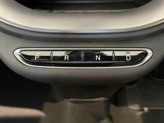 アバルト アバルト ５００ｅ ツーリズモ  ハッチバック 熊本県 2024(令6)年 0.8万km 赤 ・スマートキー/・プッシュスタート/・ガラスルーフ/・衝突軽減ブレーキ/・レーンセンス/・トラフィックサインアシスト/・前後パークセンス/・側面距離警告/・ブラインドスポットモニター/・ドライバーアテンションアラート/・自動ハイビーム/・前席シートヒーター /・純正メモリナビ/　【Bluetooth・USB・AppleCarPlay・AndroidAuto】/・バックカメラ/・ETC2.0/・LEDヘッドランプ