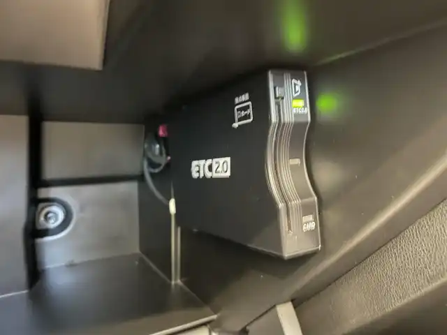 アバルト アバルト ５００ｅ ツーリズモ  ハッチバック 熊本県 2024(令6)年 0.8万km 赤 ・スマートキー/・プッシュスタート/・ガラスルーフ/・衝突軽減ブレーキ/・レーンセンス/・トラフィックサインアシスト/・前後パークセンス/・側面距離警告/・ブラインドスポットモニター/・ドライバーアテンションアラート/・自動ハイビーム/・前席シートヒーター /・純正メモリナビ/　【Bluetooth・USB・AppleCarPlay・AndroidAuto】/・バックカメラ/・ETC2.0/・LEDヘッドランプ