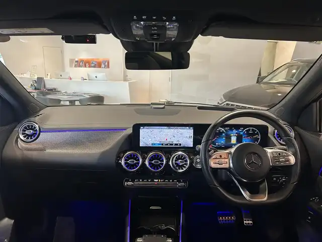 メルセデス・ベンツ ＧＬＡ２００ｄ 4マチック AMGライン 道央・札幌 2020(令2)年 1.6万km マウンテングレー メタリックペイント/AMGライン/ナビゲーションパッケージ/パノラミックスライディングルーフ/AMGレザーエクスクルーシブパッケージ/レーダーセーフティパッケージ/360度カメラ/本革シート/シートヒーター/メモリー付フルパワーシート/純正メモリナビ/フルセグTＶ/ＵＳＢ、ＢＴ/パワーテールゲート