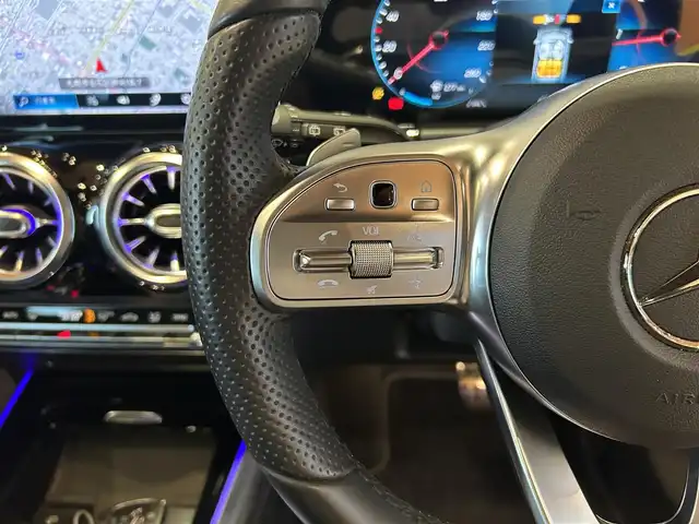 メルセデス・ベンツ ＧＬＡ２００ｄ 4マチック AMGライン 道央・札幌 2020(令2)年 1.6万km マウンテングレー メタリックペイント/AMGライン/ナビゲーションパッケージ/パノラミックスライディングルーフ/AMGレザーエクスクルーシブパッケージ/レーダーセーフティパッケージ/360度カメラ/本革シート/シートヒーター/メモリー付フルパワーシート/純正メモリナビ/フルセグTＶ/ＵＳＢ、ＢＴ/パワーテールゲート