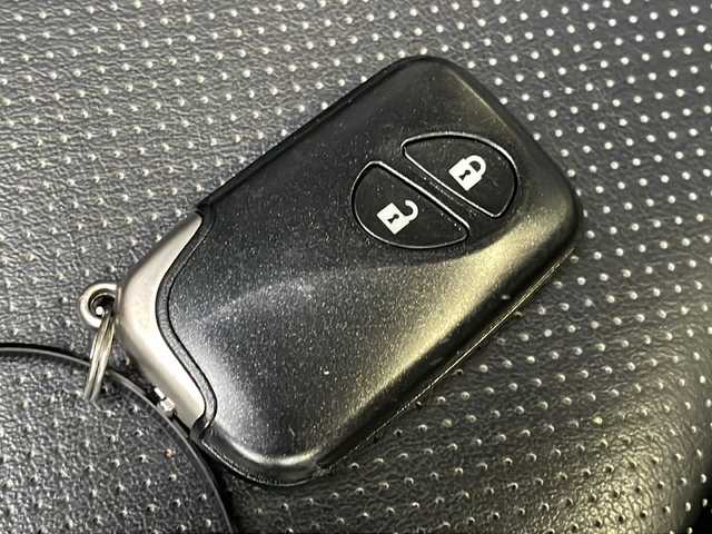 レクサス ＣＴ 200h Fスポーツ 長野県 2015(平27)年 5.8万km ブラック ブラックレザーシート/純正メーカーナビフルセグTV/ブルーレイ可/バックカメラ/ETC/純正ドライブレコーダー/ADVANレーシング１７AW/コーナーセンサー /TRDマフラー/ローダウン/シートヒーター /パワーシート/オレンジキャリパーカバー/ワンオーナー /保証書・取説・スペアキー