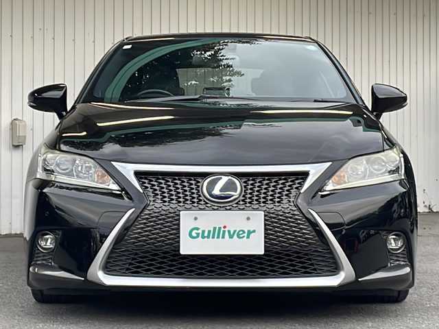 レクサス ＣＴ 200h Fスポーツ 長野県 2015(平27)年 5.8万km ブラック ブラックレザーシート/純正メーカーナビフルセグTV/ブルーレイ可/バックカメラ/ETC/純正ドライブレコーダー/ADVANレーシング１７AW/コーナーセンサー /TRDマフラー/ローダウン/シートヒーター /パワーシート/オレンジキャリパーカバー/ワンオーナー /保証書・取説・スペアキー