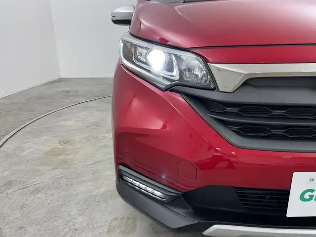 ホンダ フリード ハイブリット クロスター 群馬県 2022(令4)年 3.2万km プレミアムクリスタルレッドM 純正ナビ/Bluetooth/フルセグTV/CD/DVD/ホンダセンシング/シートヒーター/バックカメラ/両側パワースライドドア/前後ドライブレコーダー/ETC/LEDヘッドライト/コーナーセンサー（後方のみ）/純正AW/純正フロアマット/衝突被害軽減システム/レーンキープアシスト/オートライト/ハーフレザーシート/禁煙車