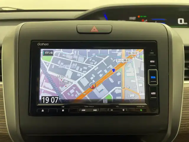 ホンダ フリード ハイブリット クロスター 群馬県 2022(令4)年 3.2万km プレミアムクリスタルレッドM 純正ナビ/Bluetooth/フルセグTV/CD/DVD/ホンダセンシング/シートヒーター/バックカメラ/両側パワースライドドア/前後ドライブレコーダー/ETC/LEDヘッドライト/コーナーセンサー（後方のみ）/純正AW/純正フロアマット/衝突被害軽減システム/レーンキープアシスト/オートライト/ハーフレザーシート/禁煙車