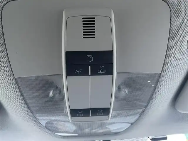 メルセデス・ベンツ Ｂ１８０ 兵庫県 2010(平22)年 6.9万km パール 社外メモリーナビ/Bluetooth/フルセグ/DVD再生可能/ドライブレコーダー/ETC/リモコンキー/純正フロアマット/スペアタイヤ/オートライト/ハロゲンライト/電動格納ミラー/