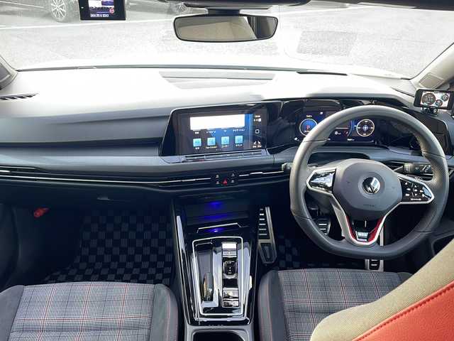 フォルクスワーゲン ＶＷ ゴルフ ＧＴＩ 新潟県 2022(令4)年 1万km パール 純正メモリナビ/(AppConnect/フルセグTV)/デジタルコックピット/レーダークルーズコントロール/ヘッドアップディスプレイ/バックカメラ/シートヒーター/ステアリングヒーター/純正19インチAW/純正フロアマット/ドライブレコーダー/ETC