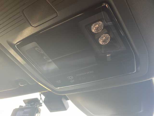 フォルクスワーゲン ＶＷ ゴルフ ＧＴＩ 新潟県 2022(令4)年 1万km パール 純正メモリナビ/(AppConnect/フルセグTV)/デジタルコックピット/レーダークルーズコントロール/ヘッドアップディスプレイ/バックカメラ/シートヒーター/ステアリングヒーター/純正19インチAW/純正フロアマット/ドライブレコーダー/ETC