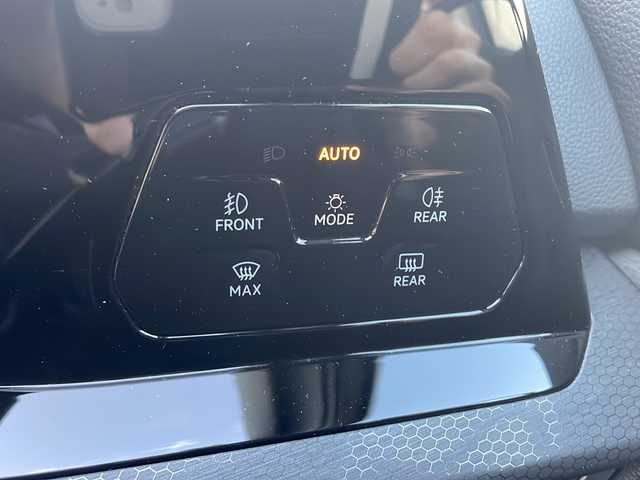 フォルクスワーゲン ＶＷ ゴルフ ＧＴＩ 新潟県 2022(令4)年 1万km パール 純正メモリナビ/(AppConnect/フルセグTV)/デジタルコックピット/レーダークルーズコントロール/ヘッドアップディスプレイ/バックカメラ/シートヒーター/ステアリングヒーター/純正19インチAW/純正フロアマット/ドライブレコーダー/ETC