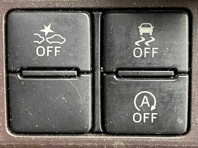 トヨタ タンク G S 大阪府 2017(平29)年 5.7万km パールホワイトⅢ スマートアシスト/純正メモリナビ/　CD/DVD/BT/TV/バックカメラ/両側パワースライドドア/クルーズコントロール/LEDヘッドライト/フォグランプ/アイドリングストップ/ステアリングスイッチ/スマートキー/ETC