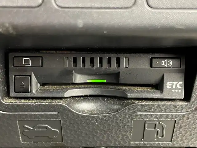 トヨタ タンク G S 大阪府 2017(平29)年 5.7万km パールホワイトⅢ スマートアシスト/純正メモリナビ/　CD/DVD/BT/TV/バックカメラ/両側パワースライドドア/クルーズコントロール/LEDヘッドライト/フォグランプ/アイドリングストップ/ステアリングスイッチ/スマートキー/ETC