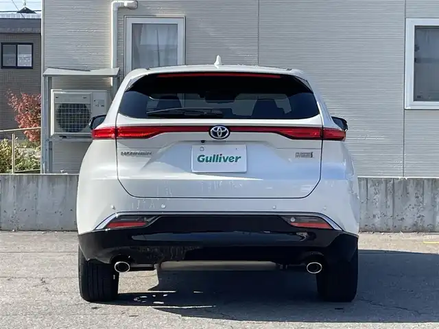 トヨタ ハリアー ＰＨＥＶ Z 青森県 2023(令5)年 2.8万km プラチナホワイトパールマイカ ワンオーナー/4WD/トヨタセーフティセンス/・プリクラッシュセーフティ/・レーントレーシングアシスト/・レーダークルーズコントロール/・アダプティブハイビームシステム/・ロードサインアシスト/・ドライバー異常対応システム/・プロアクティブドライビングアシスト/・発進遅れ告知機能/・ブラインドスポットモニター/・パーキングサポートブレーキ/純正ナビ/【AM/FM/BT/Miracast/USB】/フルセグTV/JBLサウンド/パノラミックビューモニター/調光パノラマルーフ/ステアリングヒーター/シートヒーター/エアーシート/パワーシート/寒冷地仕様/ETC2.0/純正19インチAW/取扱説明書/保証書