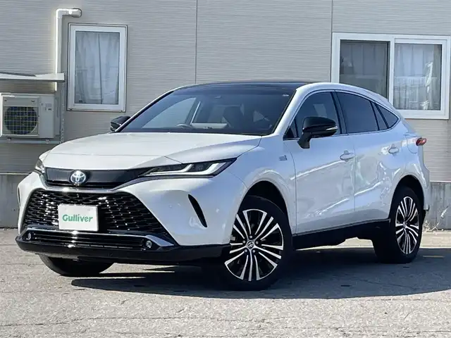トヨタ ハリアー ＰＨＥＶ Z 青森県 2023(令5)年 2.8万km プラチナホワイトパールマイカ ワンオーナー/4WD/トヨタセーフティセンス/・プリクラッシュセーフティ/・レーントレーシングアシスト/・レーダークルーズコントロール/・アダプティブハイビームシステム/・ロードサインアシスト/・ドライバー異常対応システム/・プロアクティブドライビングアシスト/・発進遅れ告知機能/・ブラインドスポットモニター/・パーキングサポートブレーキ/純正ナビ/【AM/FM/BT/Miracast/USB】/フルセグTV/JBLサウンド/パノラミックビューモニター/調光パノラマルーフ/ステアリングヒーター/シートヒーター/エアーシート/パワーシート/寒冷地仕様/ETC2.0/純正19インチAW/取扱説明書/保証書