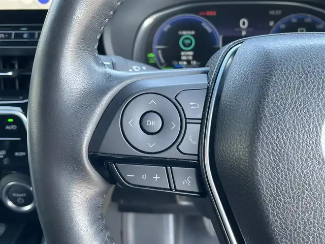 トヨタ ハリアー ＰＨＥＶ Z 青森県 2023(令5)年 2.8万km プラチナホワイトパールマイカ ワンオーナー/4WD/トヨタセーフティセンス/・プリクラッシュセーフティ/・レーントレーシングアシスト/・レーダークルーズコントロール/・アダプティブハイビームシステム/・ロードサインアシスト/・ドライバー異常対応システム/・プロアクティブドライビングアシスト/・発進遅れ告知機能/・ブラインドスポットモニター/・パーキングサポートブレーキ/純正ナビ/【AM/FM/BT/Miracast/USB】/フルセグTV/JBLサウンド/パノラミックビューモニター/調光パノラマルーフ/ステアリングヒーター/シートヒーター/エアーシート/パワーシート/寒冷地仕様/ETC2.0/純正19インチAW/取扱説明書/保証書