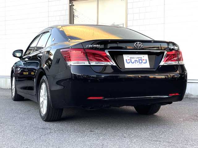 トヨタ クラウン ロイヤル ロイヤルサルーン 三重県 2014(平26)年 12.3万km ブラック (株)IDOMが運営する【じしゃロン四日市店】の自社ローン専用車両になります。こちらは現金またはオートローンご利用時の価格です。自社ローンご希望の方は別途その旨お申付け下さい/純正HDDナビ（CD/DVD/Bluetooth/AM/FM）/フルセグTV/純正16インチAW/クルーズコントロール/バックカメラ/全席パワーシート/スペアキー/ETC/オートライト/スマートキー