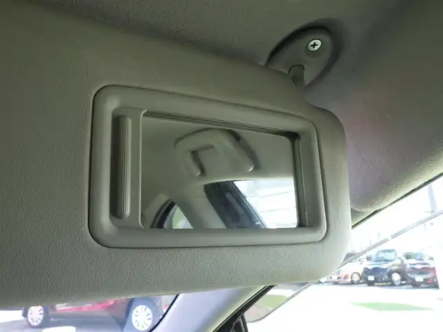 トヨタ アクア G 千葉県 2012(平24)年 6.1万km グレーメタリック 純正HDDナビ/地デジTV/【DVD/CD再生機能　Bluetooth接続】/バックカメラ/ETC/革巻きステアリング/LEDヘッドライト/フォグライト/ウインカーミラー/スマートキー