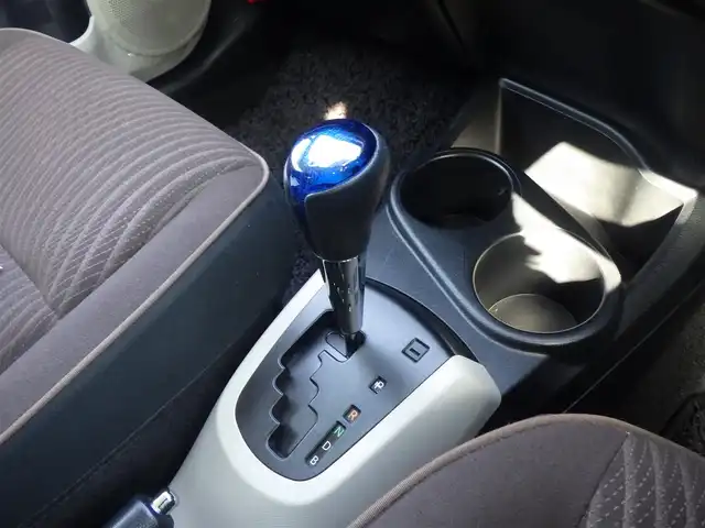 トヨタ アクア G 千葉県 2012(平24)年 6.1万km グレーメタリック 純正HDDナビ/地デジTV/【DVD/CD再生機能　Bluetooth接続】/バックカメラ/ETC/革巻きステアリング/LEDヘッドライト/フォグライト/ウインカーミラー/スマートキー