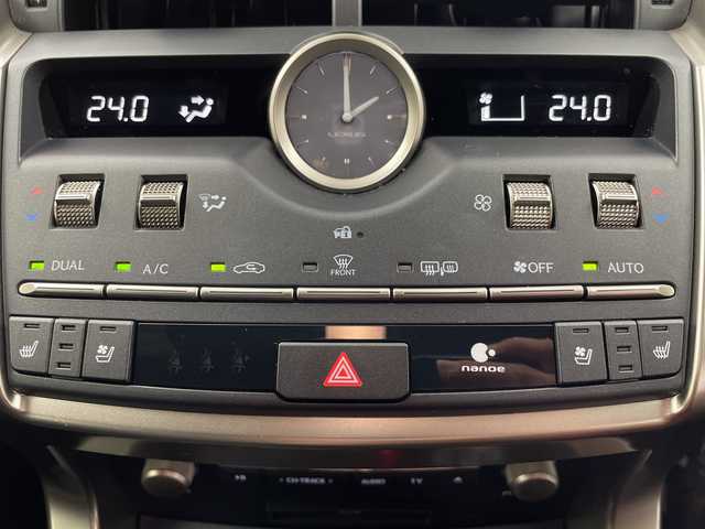 レクサス ＮＸ 300h スパイス&シック 岐阜県 2021(令3)年 4万km グラファイトブラックガラスフレーク メーカーナビ　/ＴＶキャンセラー　/ドアバイザー　/パワーバックドア　/パドルシフト　/ブラインドスポットモニター　/追従型クルーズコントロール　/レーンキープアシスト　/電子パーキング　/メモリーシート　/ＥＴＣ/オートライト/オートマチックハイビーム/LEDヘッドライト/LED三眼ライト/ハンドルヒーター/シートヒーター/エアシート/パワーシート/メモリーシート/電子パーキング