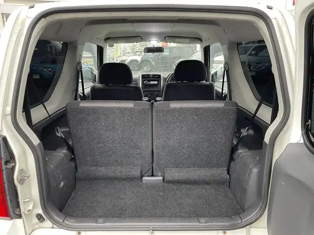 スズキ ジムニー XG 広島県 2008(平20)年 8.5万km スペリアホワイト ヒッチメンバー/SUZUKIロゴ16インチブラックAW/5MT/パートタイム4WD/ターボ/carrozzeriaオーディオ（AM/FM/Bluetooth）/LEDヘッドライト/フロアマット/キーレス/スペアキー