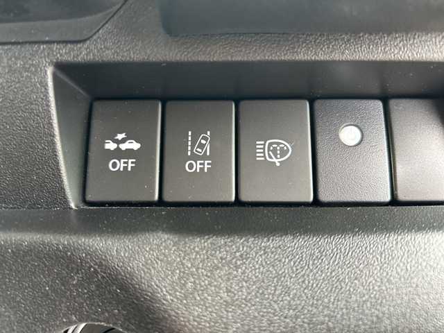 スズキ ジムニー シエラ JC 鹿児島県 2021(令3)年 5.7万km シルキーシルバーメタリック 4WD/デュアルセンサーブレーキサポートII/純正ナビ/　　CD/DVD/BT/フルセグ/バックカメラ/クルーズコントロール/LEDオートライト/シートヒーター/純正15インチアルミホイール/ルーフレール/ステアリングスイッチ/スマートキー/ETC