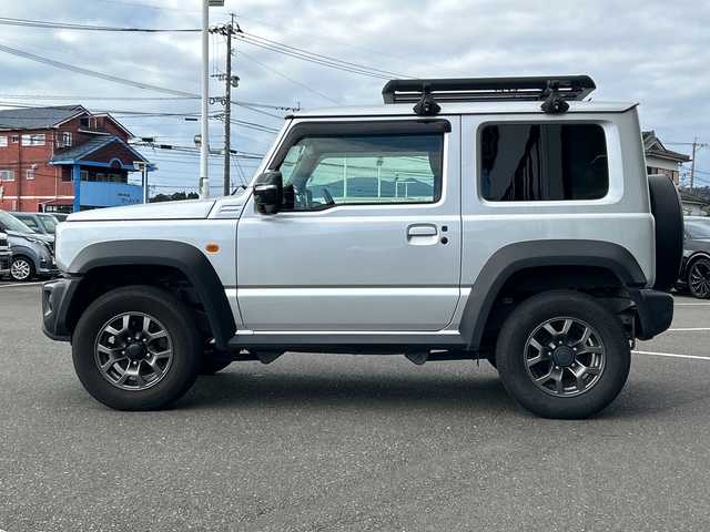 スズキ ジムニー シエラ JC 鹿児島県 2021(令3)年 5.7万km シルキーシルバーメタリック 4WD/デュアルセンサーブレーキサポートII/純正ナビ/　　CD/DVD/BT/フルセグ/バックカメラ/クルーズコントロール/LEDオートライト/シートヒーター/純正15インチアルミホイール/ルーフレール/ステアリングスイッチ/スマートキー/ETC