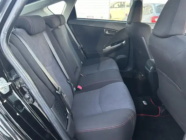 トヨタ プリウス S ツーリングセレ G’s 群馬県 2015(平27)年 13.2万km ブラック (株)IDOMが運営する【じしゃロン伊勢崎店】の自社ローン対象車両になります。こちらは現金ご利用時の価格です。/自社ローンご希望の方は別途その旨お申付け下さい。/アルパイン9型ナビ/CD/DVD/BlueTooth/SD/フルセグＴＶ/ＥＴＣ/オートライト/キセノンヘッドライト/Ｇ’ｓ純正18インチアルミ/プッシュスタート