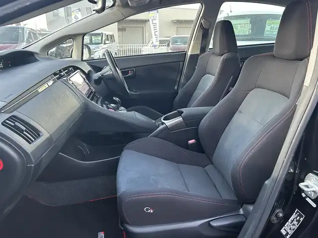 トヨタ プリウス S ツーリングセレ G’s 群馬県 2015(平27)年 13.2万km ブラック (株)IDOMが運営する【じしゃロン伊勢崎店】の自社ローン対象車両になります。こちらは現金ご利用時の価格です。/自社ローンご希望の方は別途その旨お申付け下さい。/アルパイン9型ナビ/CD/DVD/BlueTooth/SD/フルセグＴＶ/ＥＴＣ/オートライト/キセノンヘッドライト/Ｇ’ｓ純正18インチアルミ/プッシュスタート